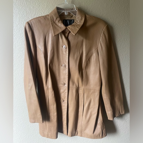 Vintage INC soft tan leather blazer, M petite - Picture 2 of 9